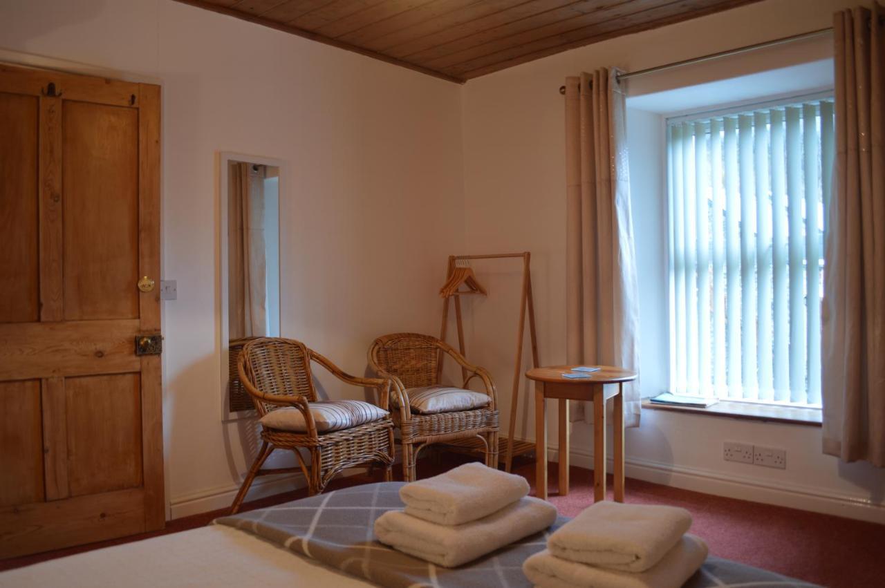 Troedyrhiw Bed & Breakfast คาร์ดิแกน ภายนอก รูปภาพ