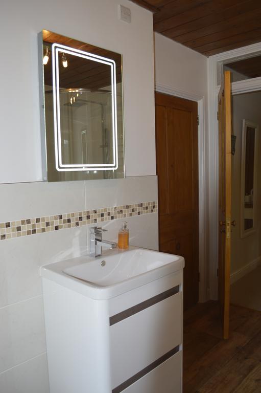 Troedyrhiw Bed & Breakfast คาร์ดิแกน ห้อง รูปภาพ
